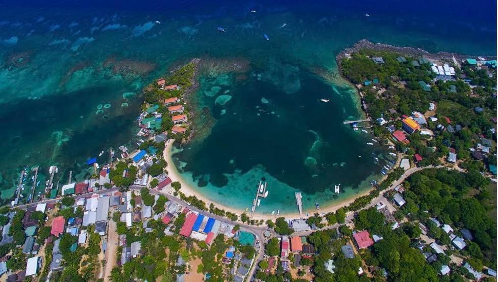 Seabreeze Inn Уест Енд Екстериор снимка