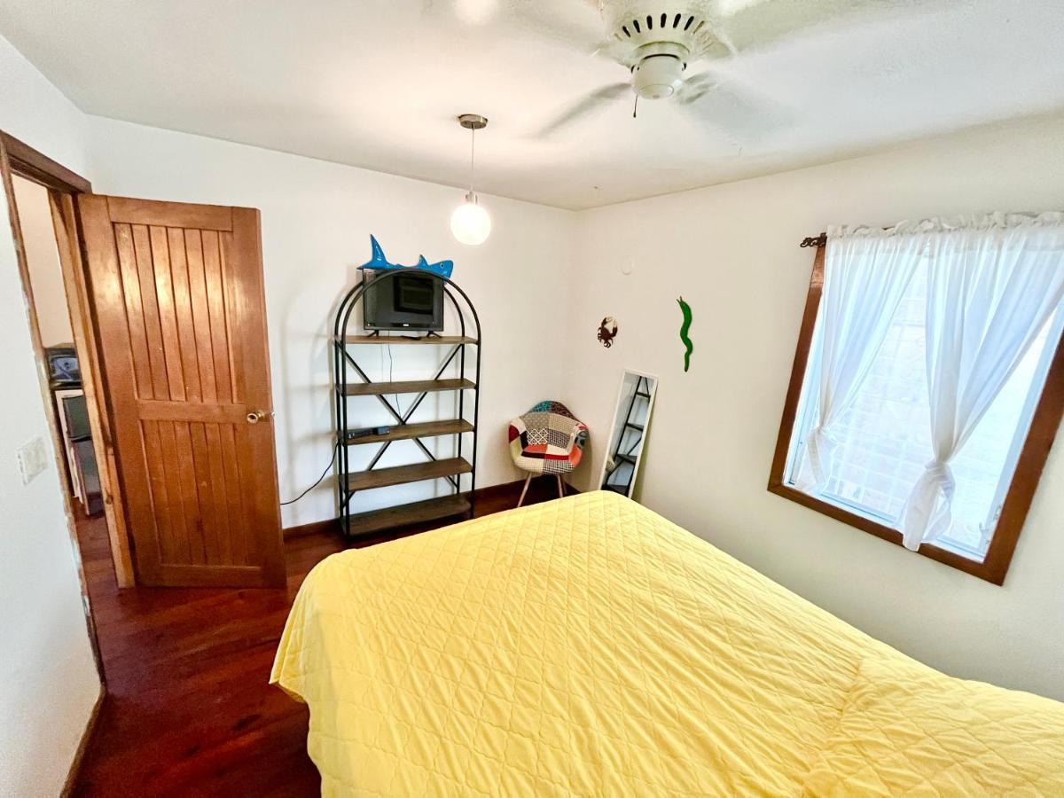 Seabreeze Inn Уест Енд Екстериор снимка